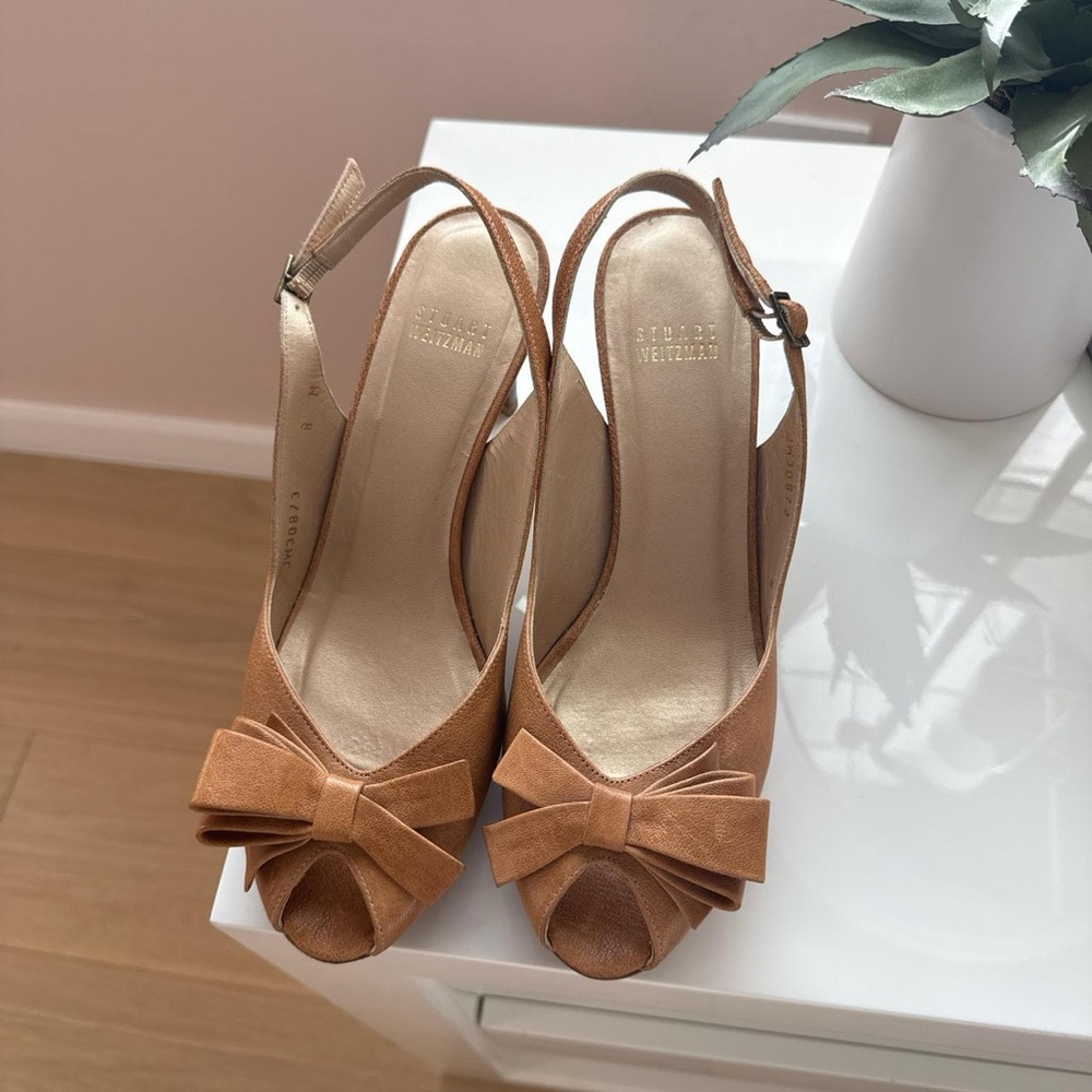 Stuart Weitzman Brown Heels with Elegant Design